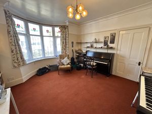 Photo 7- click for photo gallery